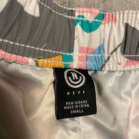 Neff jacuzzi trunks - Picture 2 of 4